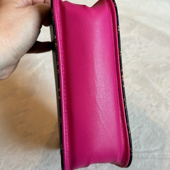 Beverly Hills Polo Club Black and Gold Crossbody Bag Logo - Picture 8 of 11